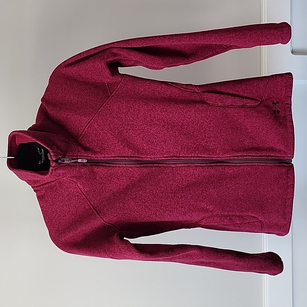 Under Armour burgundy fitted zip up XS